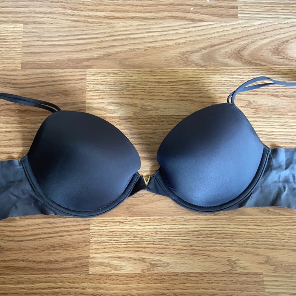 Victoria's Secret push-up bra in dark grey 34C